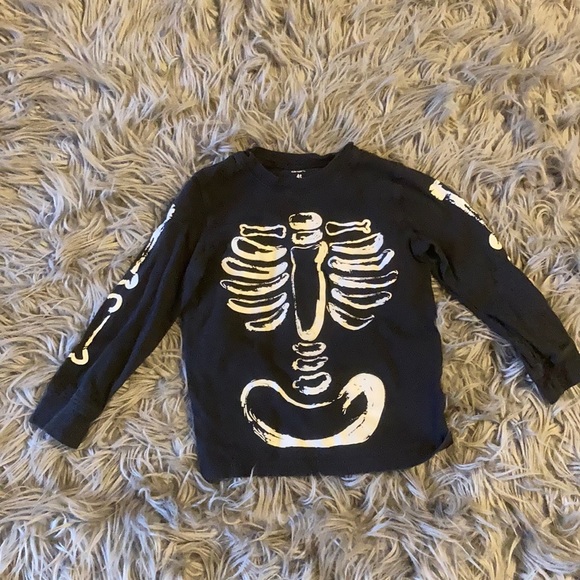 Bundle of 3 long sleeve tees - Picture 2 of 4